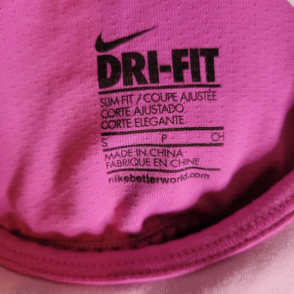 Nike dri fit 2 tone pink small tank top - Picture 3 of 3
